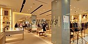 ユナイテッドアローズ原宿本店ウィメンズ館 942m