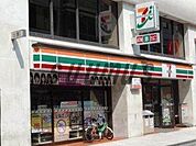 セブンイレブン代々木1丁目店 671m