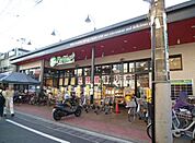 トップパルケ豪徳寺店 686m