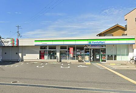 ファミリーマート泉大津北助松店まで（246m）