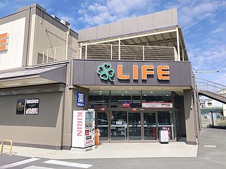 ライフ滝谷店 800m