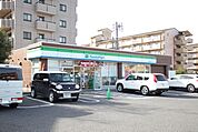 ファミリーマート　東長久手店