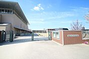 長久手市立市が洞小学校
