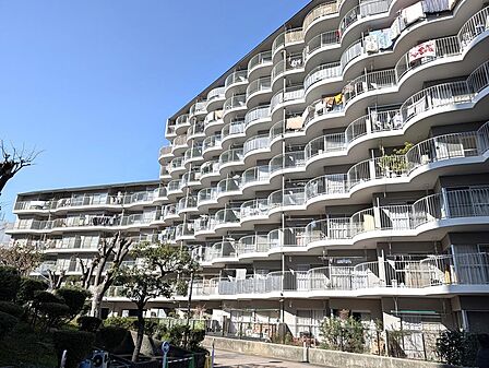全７棟の中で一番、新金岡駅に近い棟です！南向きで陽当たり良好です！