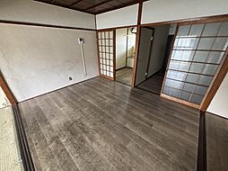 居間