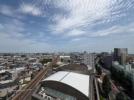 11階から望む、開放的な眺望を日常の一部に。