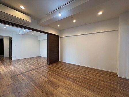 クローゼットの付いたお部屋です。※リフォーム後のイメージ画像となります