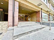 エントランスアプローチ