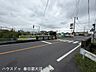 外観：前面道路含む現地写真