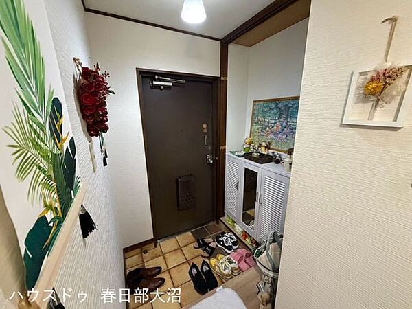 玄関を拡大表示