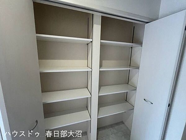 玄関を拡大表示