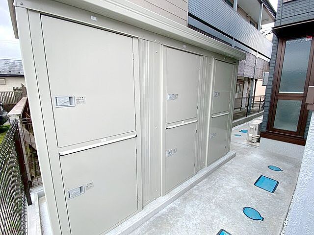 その他
