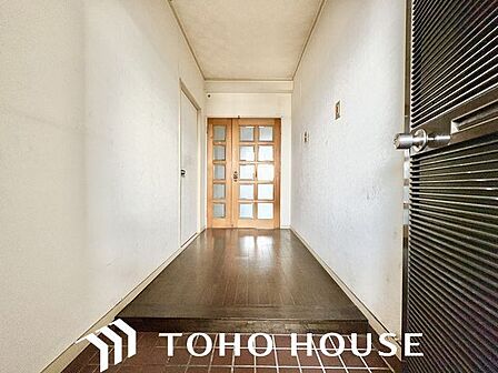 玄関はお家の顔としてすっきりとした素敵な空間に。印象のよい玄関は爽やかな住まいへの入り口です。