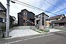 外観：（現地写真）前面道路広く開放的！