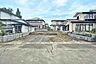 外観：ゴミ出しに便利な勝手口あり！キッチンも明るく換気もできます♪現地（2026年9月）撮影