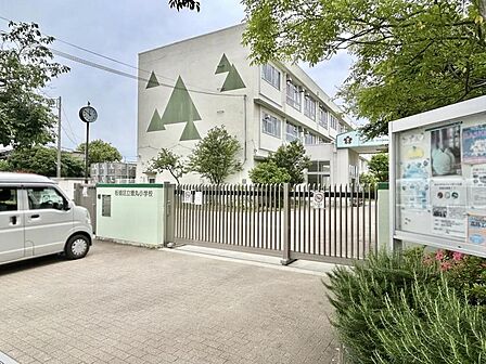 板橋区立徳丸小学校まで約480m 徒歩6分