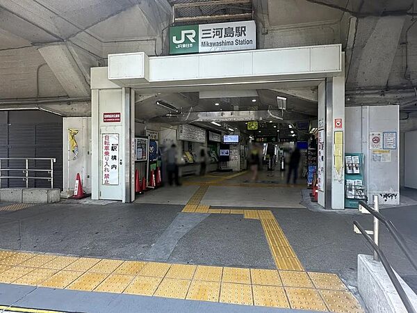 周辺