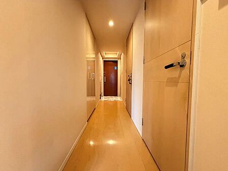 廊下※側面収納2箇所あり(天井高まで収納可能)