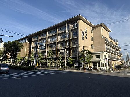 凌風小中学校 630m