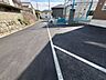 外観：前面道路含む現地写真