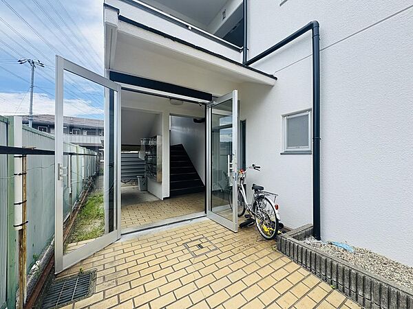 建物エントランス