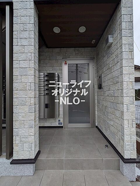 19 / 30