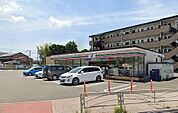 セブンイレブン伊勢原石田店（794m）