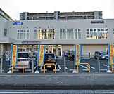 ウエルシア秦野今川町店（56m）