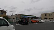 ファミリーマート厚木妻田北店（252m）