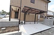 雨から自転車をを守る屋根付きサイクルポート♪