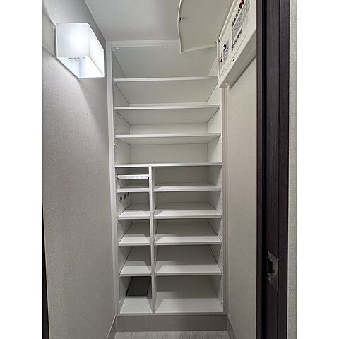 収納