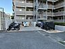 駐車場：バイク置き場　この他にも駐輪場に併設のバイク置き場有