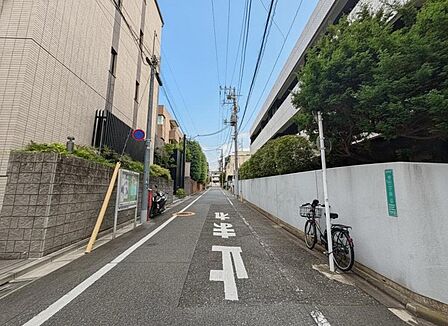 【凛】とした落ち着いたたたずまいのあなただけのお住まい。お友達などが遊びに来た時も自慢をしたくなる邸宅を創り出す外観デザインです。