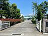周辺：中央市立三村小学校 700m