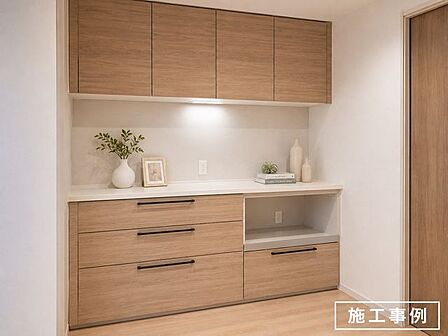 【施工例】令和8年9月上旬新規リノベーション完成予定!キッチン「LIXIL製」システムキッチン 交換(フラットスリム型レンジフード・カップボード設置)