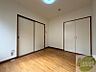 室内：明るいお部屋は気持ちよく過ごせそうですね。