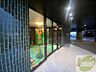 周辺：前面道路、建物周り等