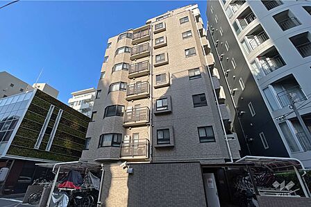 ライオンズマンション麻布十番南の外観(北東側から)