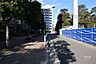 周辺：敷地東側の前面道路（南側から）