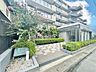 外観：「6階建ての外観」今日も、明日も、この街で、きっと誰かがしあわせになる物語が描かれていくはずです。同じ風景が毎日365日、まったく違う顔を見せてくれる。爽快な風も毎日やさしく頬をなででくれます。