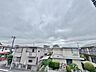 その他：「眺望」穏やかな街並みを一望しながら、爽やかな風と柔らかく降り注ぐ陽光を感じて頂けます。