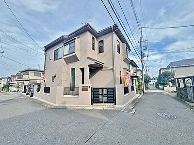 外観:「心地良く暮らしを彩る充実のライフスタイルを」歩いていける距離に、教育施設やお買い物施設が揃う街並み。 外観:「心地良く暮らしを彩る充実のライフスタイルを」歩いていける距離に、教育施設やお買い物施設が揃う街並み。
