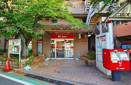 葛飾鎌倉郵便局 329m