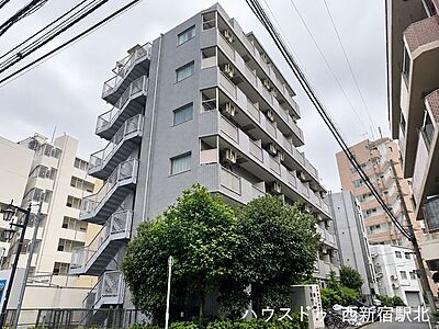 外観:リフォーム工事中! 外観:リフォーム工事中!