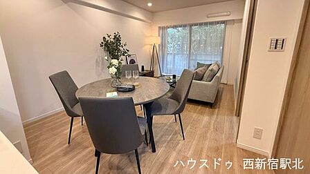 南バルコニーに面していて日当たり良好です。