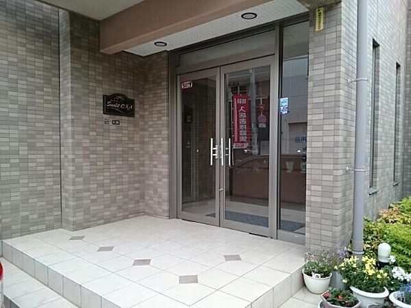 建物エントランス