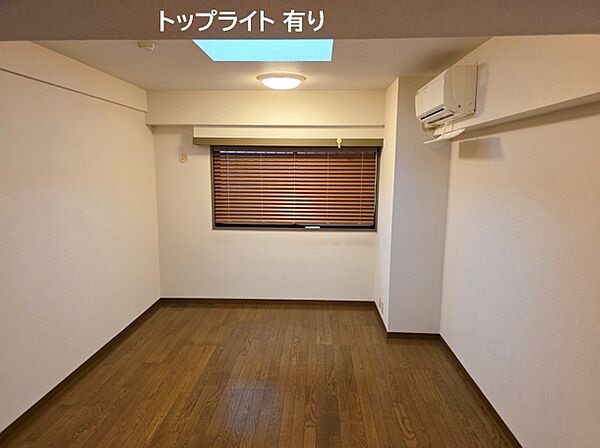 洋室を拡大表示