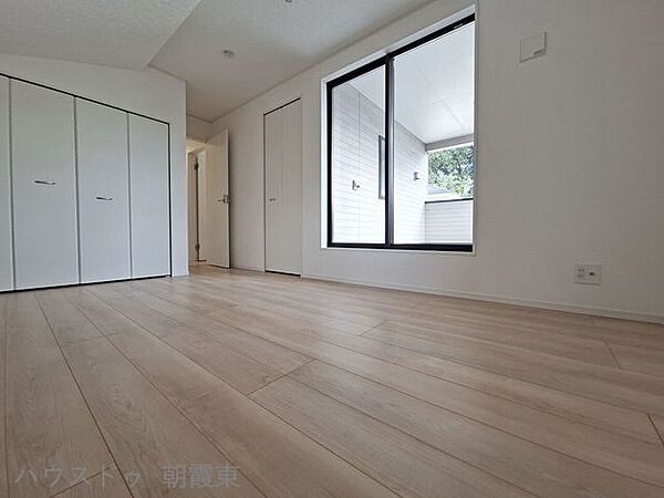 寝室を拡大表示