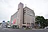 周辺：【イオン鹿児島中央店】平成11年6月に開業した複合ビルにイオン鹿児島中央店があります。営業時間　地下食料品売場・1階日用品売場　8：00〜22：00衣料品売場　9：00〜21：00 610m