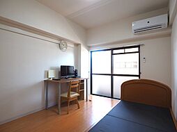 居間